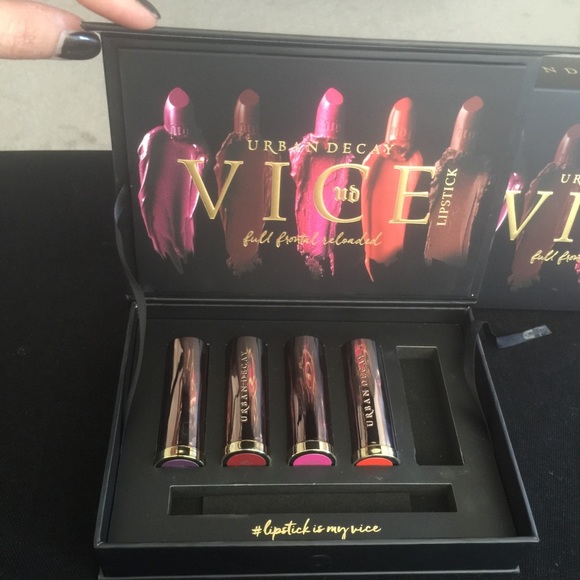 Urban Decay Full Frontal Reloaded Lipstick Set! - Picture 2 of 6